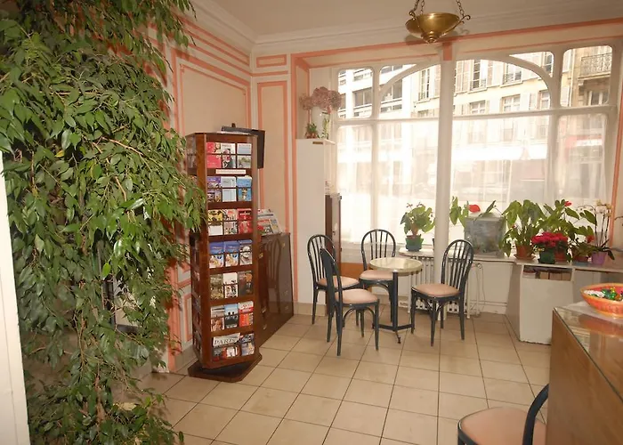 Szálloda Gay Lussac Aulnay-sous-Bois